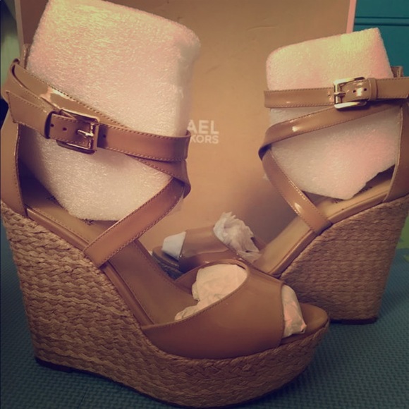 Michael Kors wedges - Picture 1 of 5